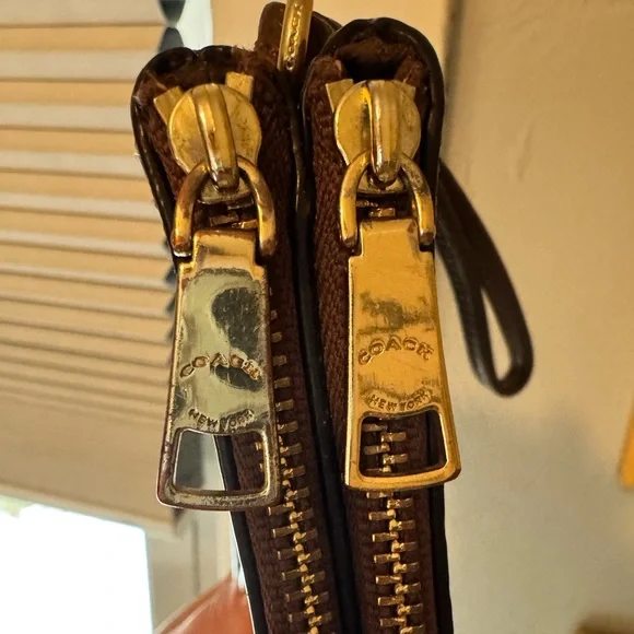 Coach wristlet, two pockets, clean, zippers work, hardly used - Picture 4 of 6